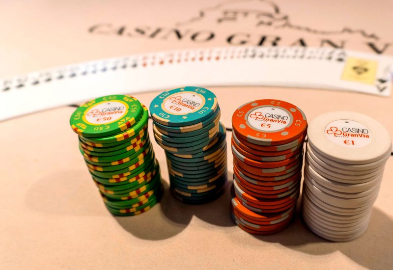 Casino Gran Vía de Madrid - Juega a al Poker sin descarte en Nuestro casino